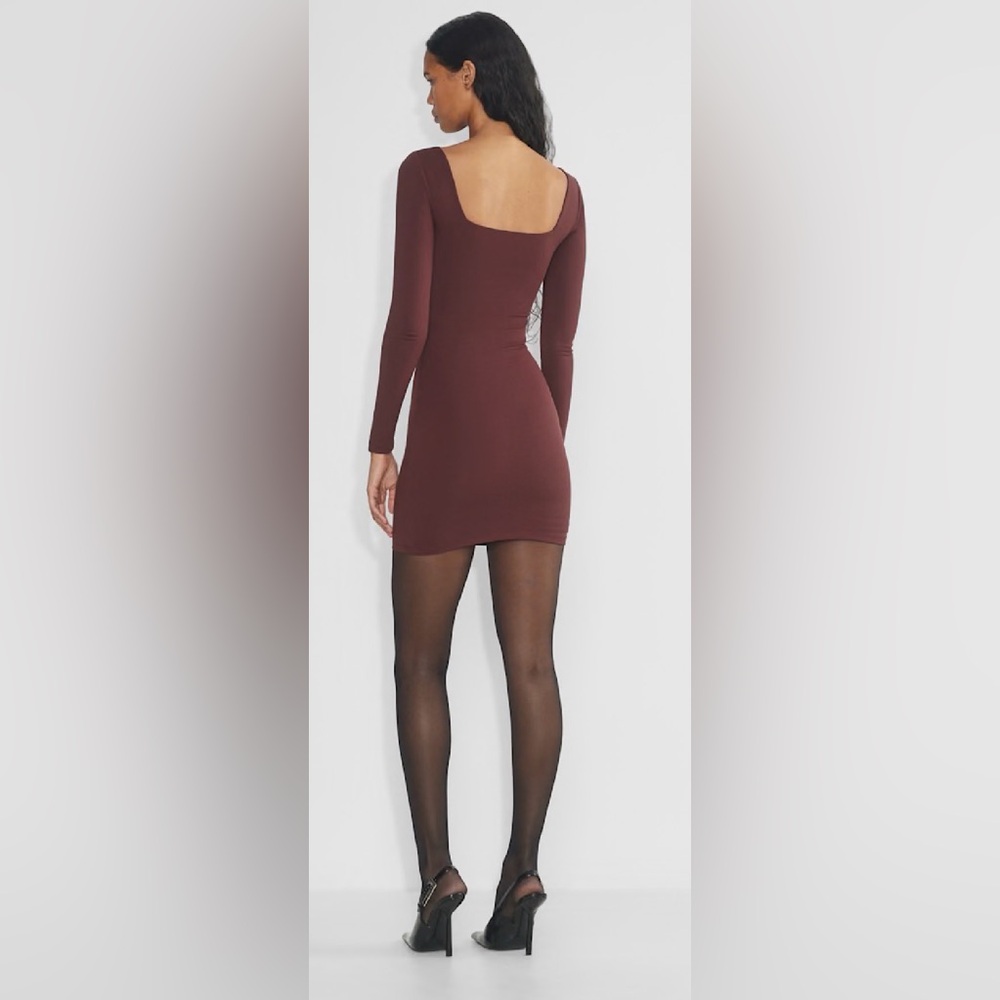 Aritzia-Contour Squareneck Longsleeve Mini Dress in Sumac Burgundy